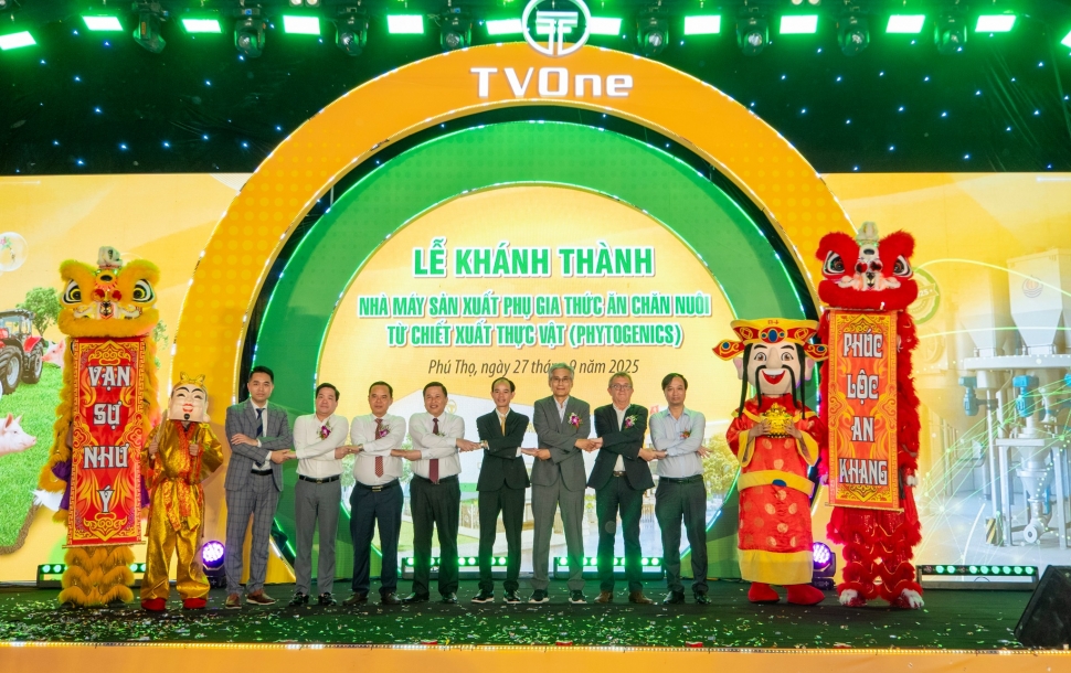 KHÁNH THÀNH NHÀ MÁY SẢN XUẤT PHỤ GIA TĂCN TỪ PHYTOGENICS ĐẠT CHUẨN GMP+